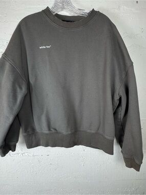 White Fox Women’s  Gray Crewneck ‎ Sweatshirt S/M  HTF see Note